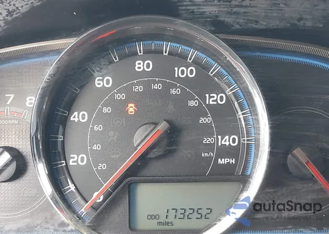 2014 Toyota Rav4 Limited z USA, uszkodzony, nr VIN 2T3YFREV6EW113741